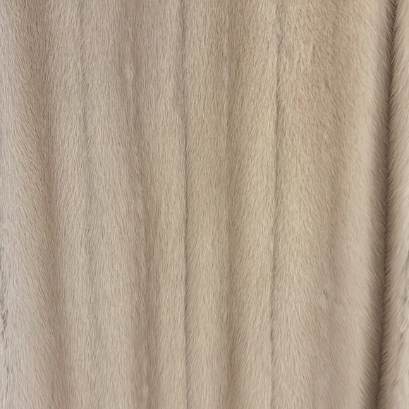 Tourmaline Mink Coat Notch Collar Coat - Picture 5 of 10